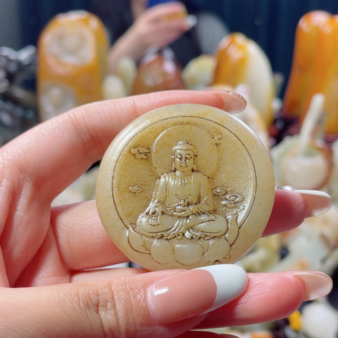 晨***钟和田玉未镶嵌挂件