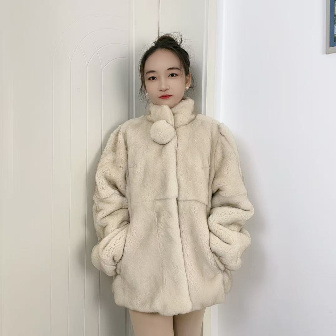 秋冬新款整皮獭兔毛皮草极简风常规立领中长款女真毛皮毛一体皮草