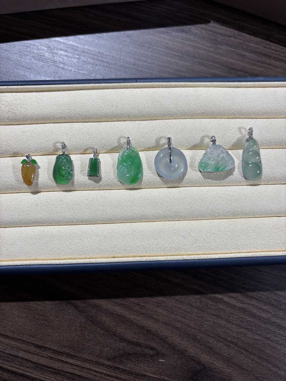 【彩虹盘】翡翠吊坠-多样性发一件-18K金镶嵌-AA04 |CXQ21