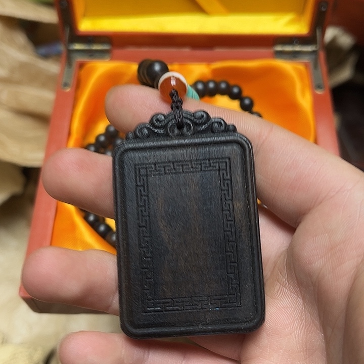 大叶紫檀（黑酸枝木类）