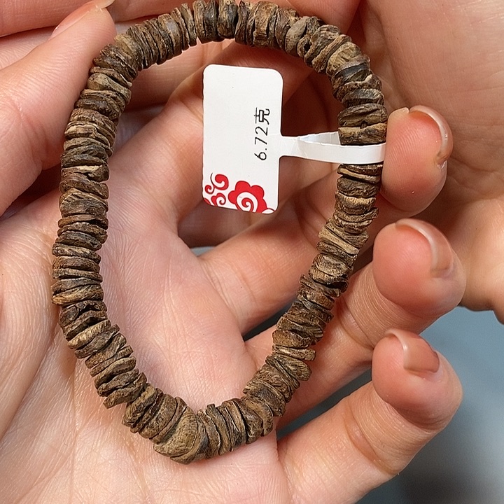 沉香手串天然野达拉干6.7克03