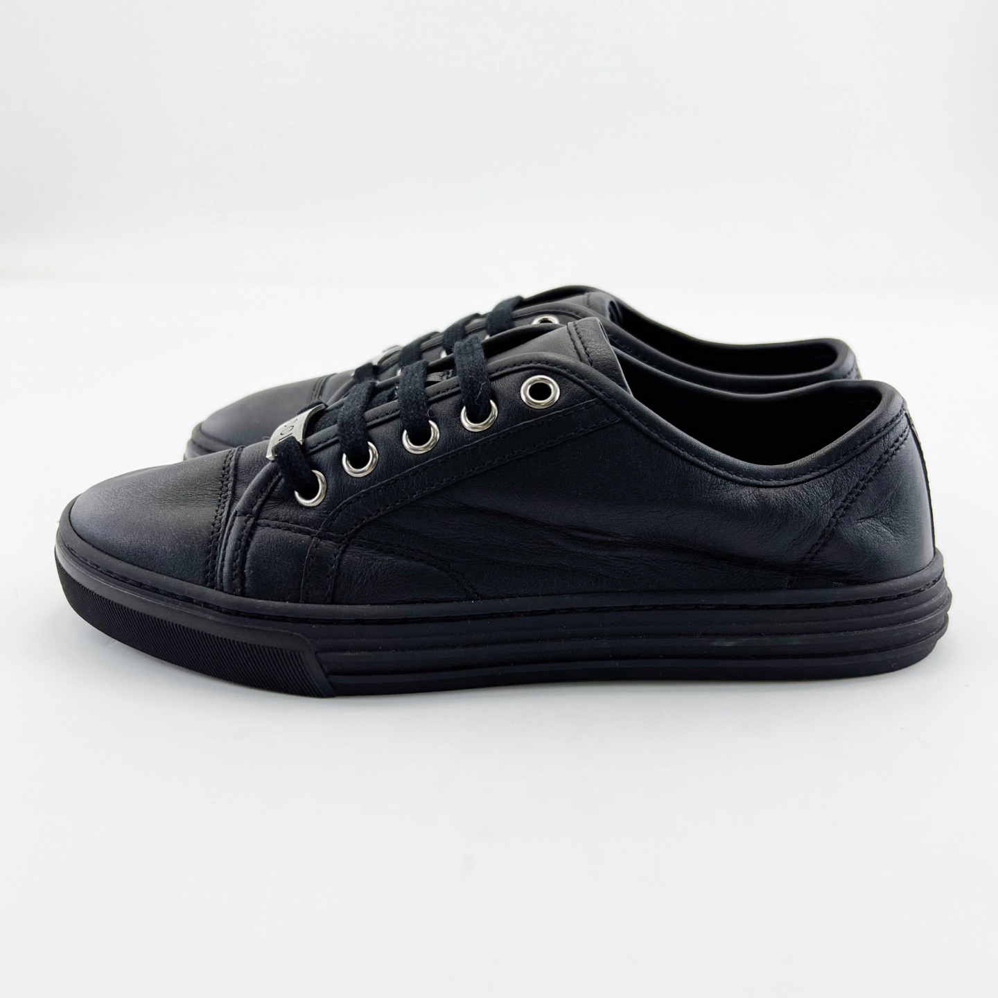 95新 GUCCI/古驰 34码/黑色经典小牛皮低帮系带板鞋/16178992