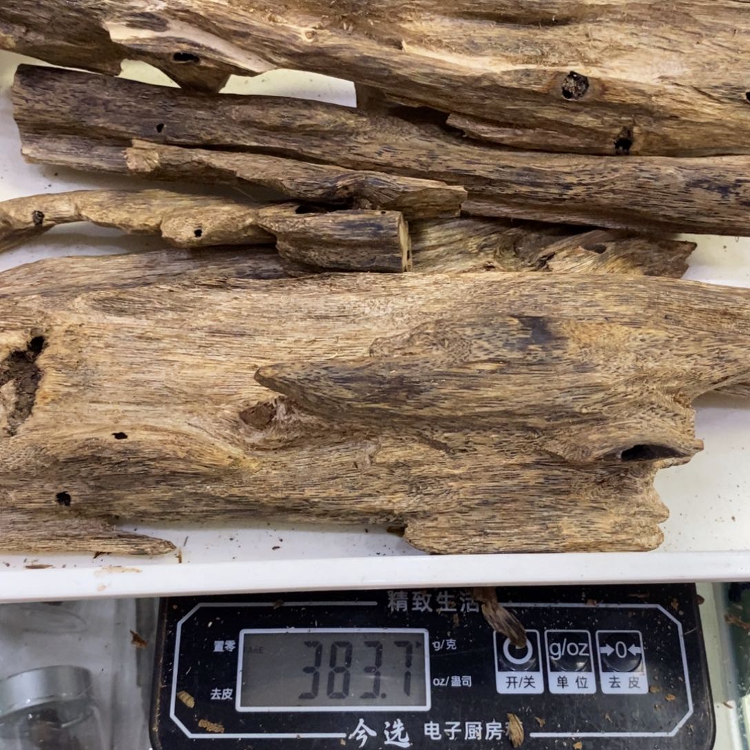 沉香沉香枕能**辰沉香棋楠虫漏383