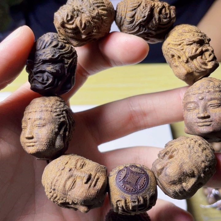 无非金属雕刻手串