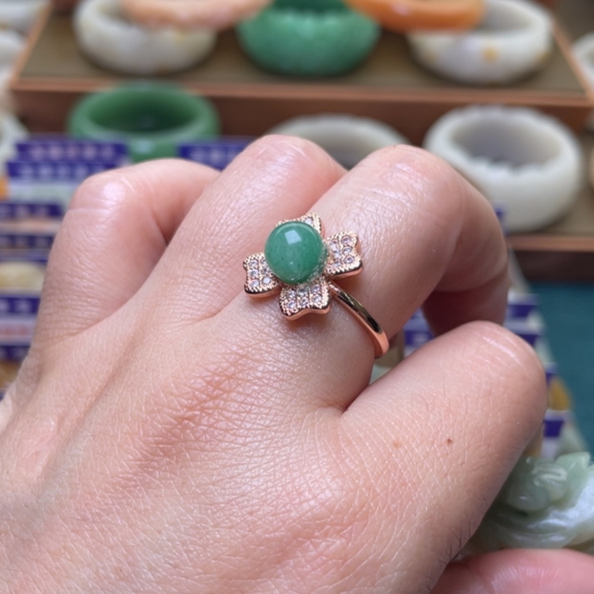 【闪购商品】石英质玉手镯（圆镯）未镶嵌