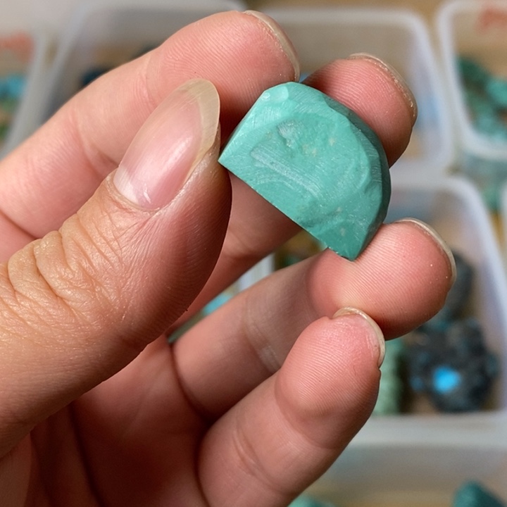 定制绿松石未镶嵌定制绿松石