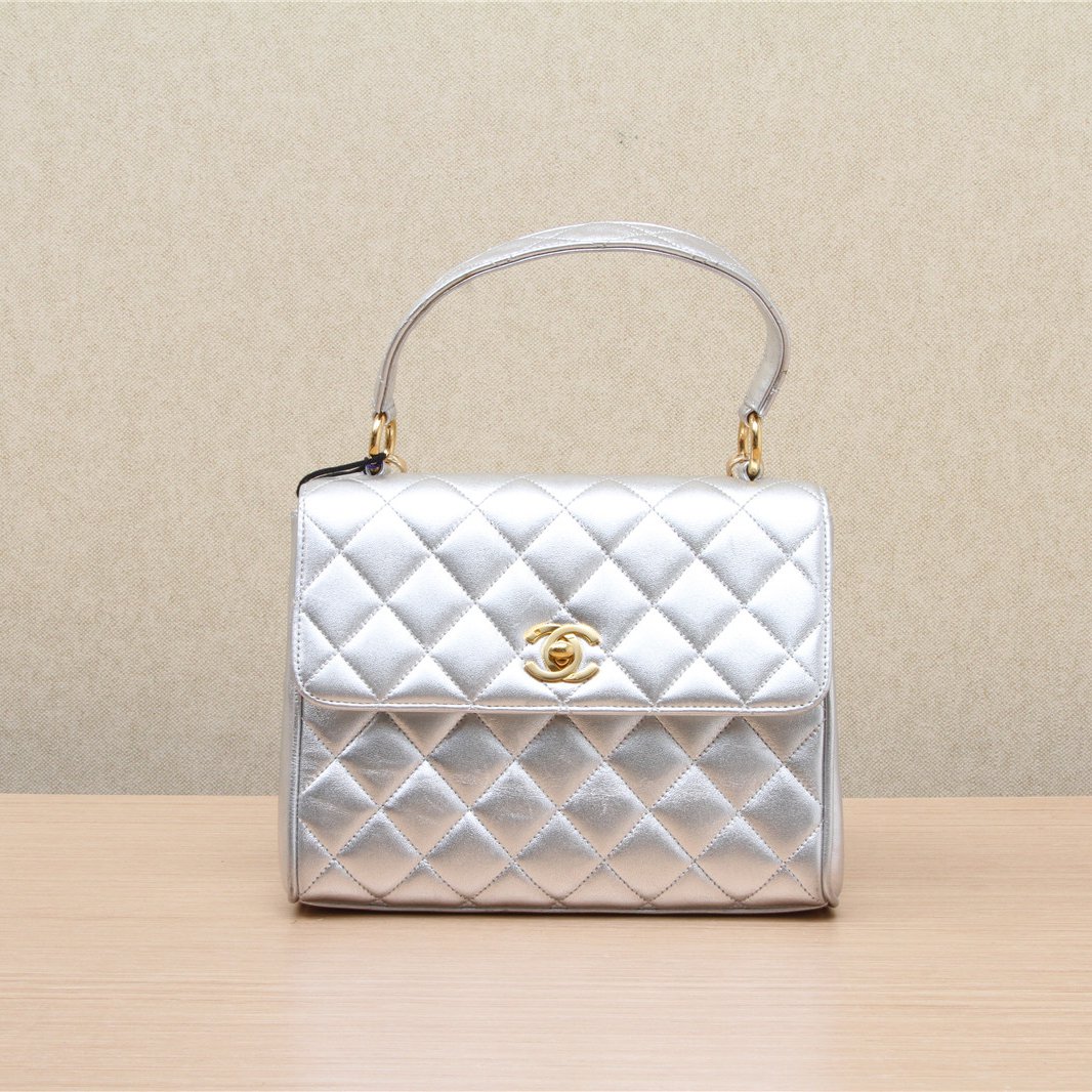 95新 Chanel/香奈儿 小花姑姑644987中古 kelly手提包 银色 4开