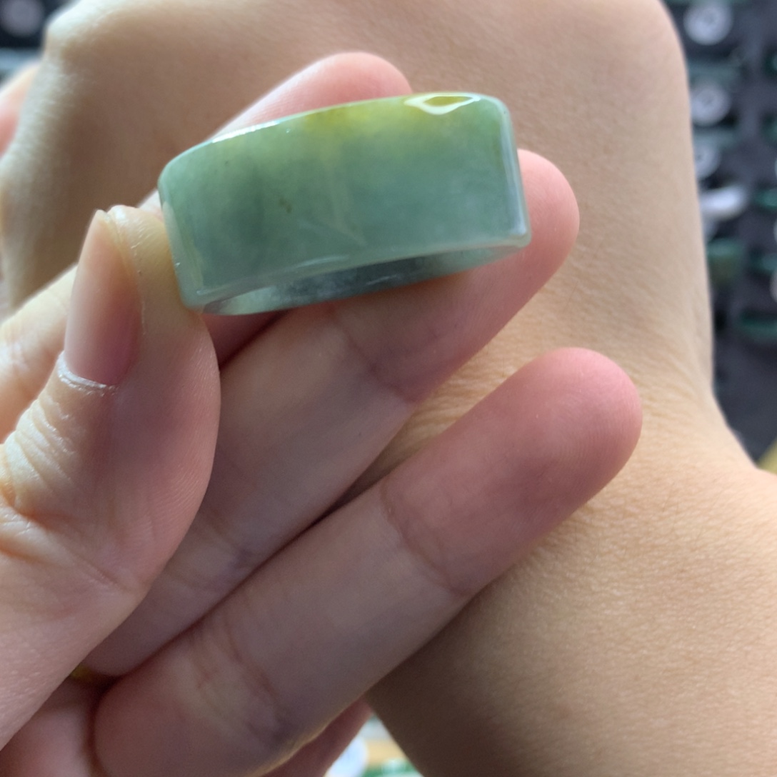 翡翠未镶嵌戒指天然翡翠