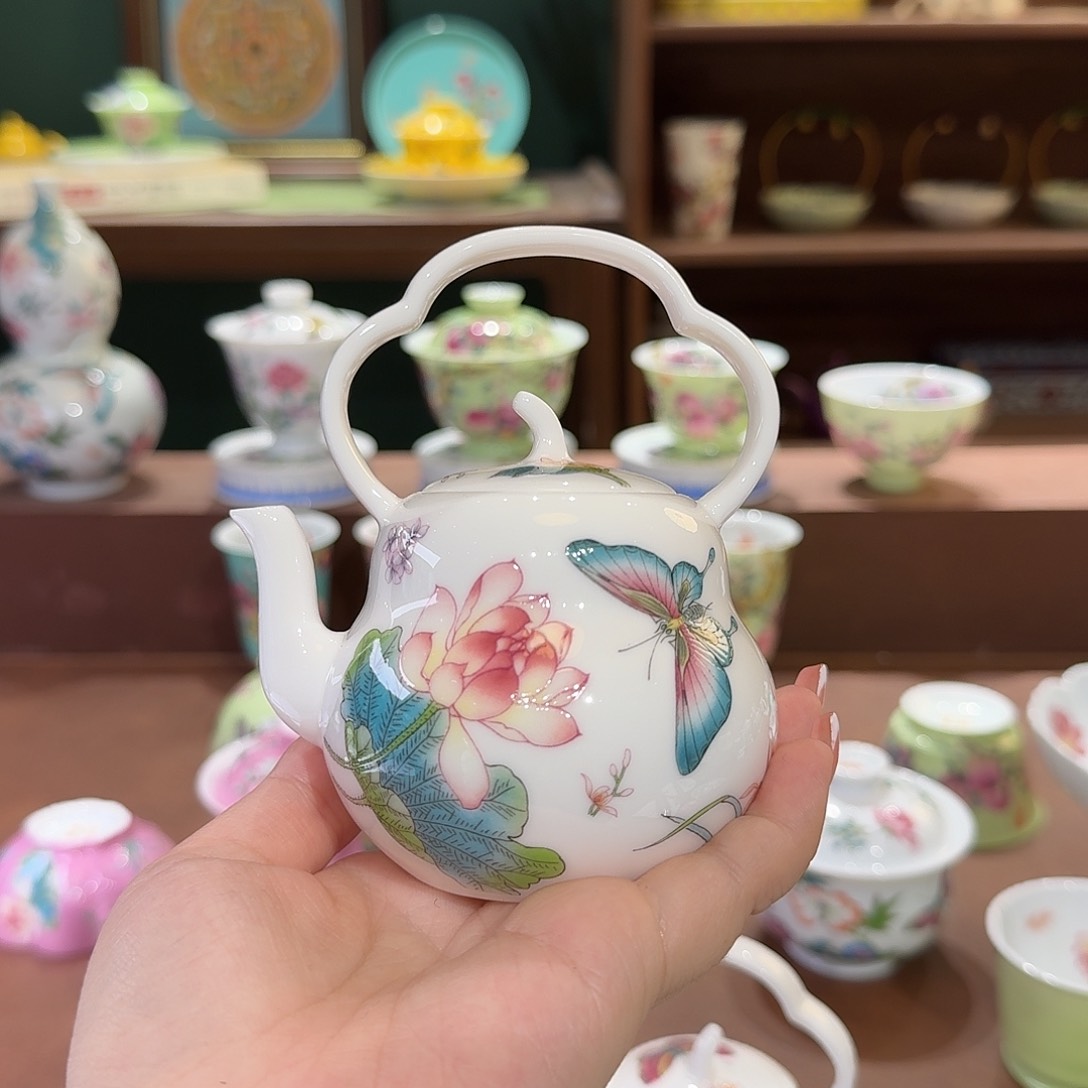 珐琅彩瓷器主人杯茶具套装