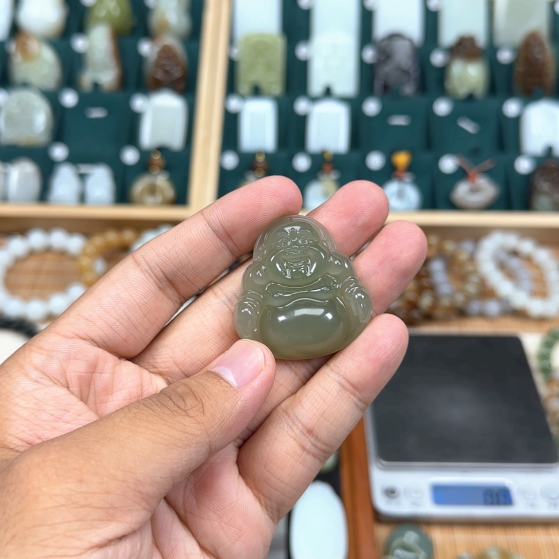 和田玉未镶嵌挂件