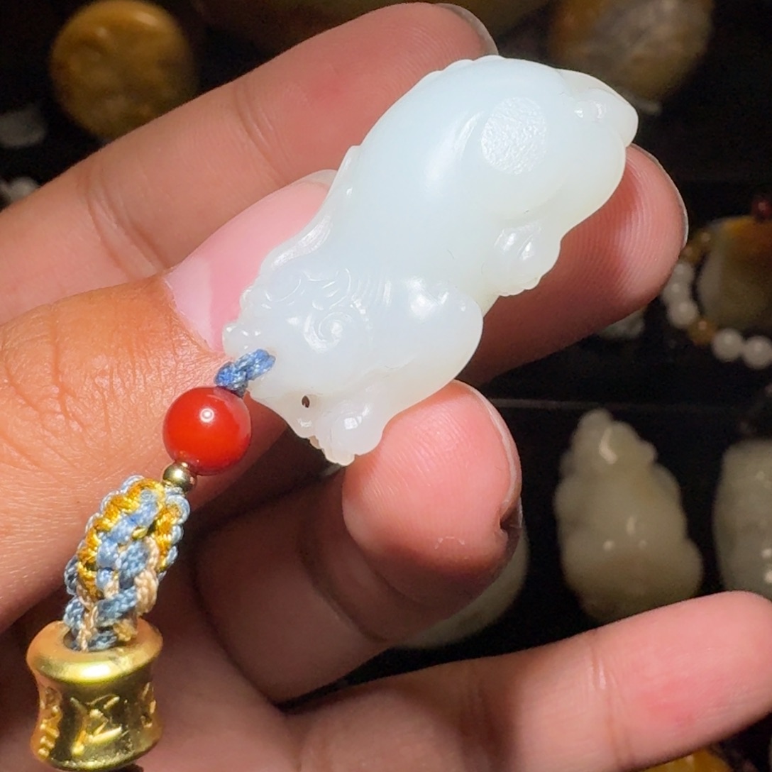 和田玉颈饰未镶嵌