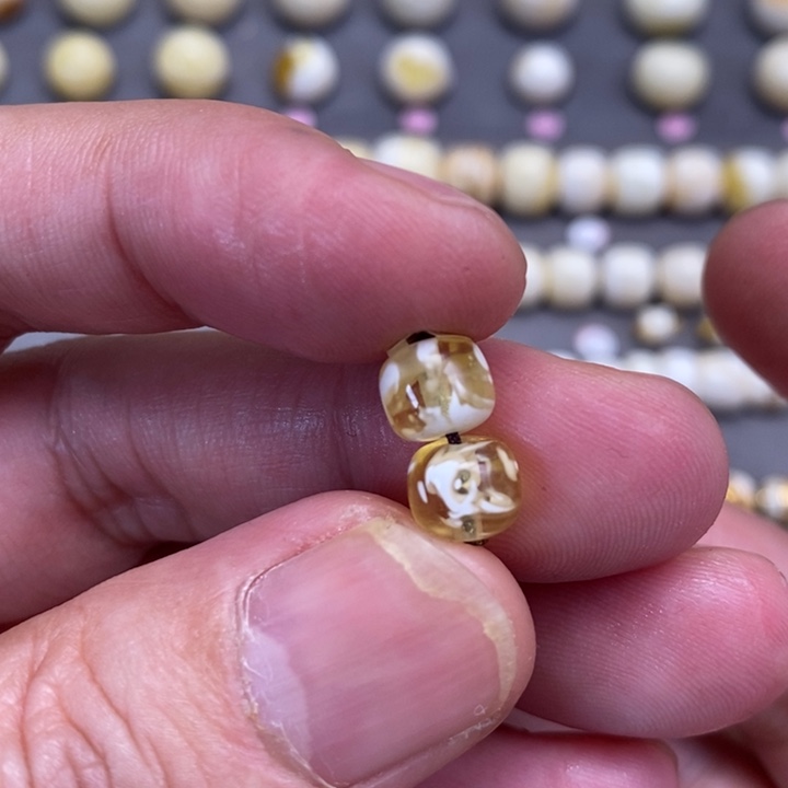 琥珀裸石未镶嵌用****6