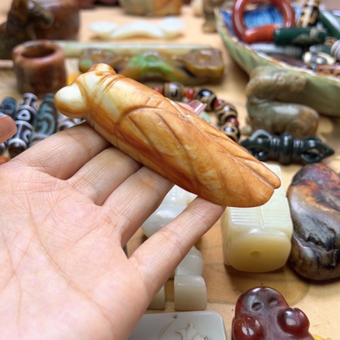 【闪购商品】蛇纹石玉颈饰未镶嵌