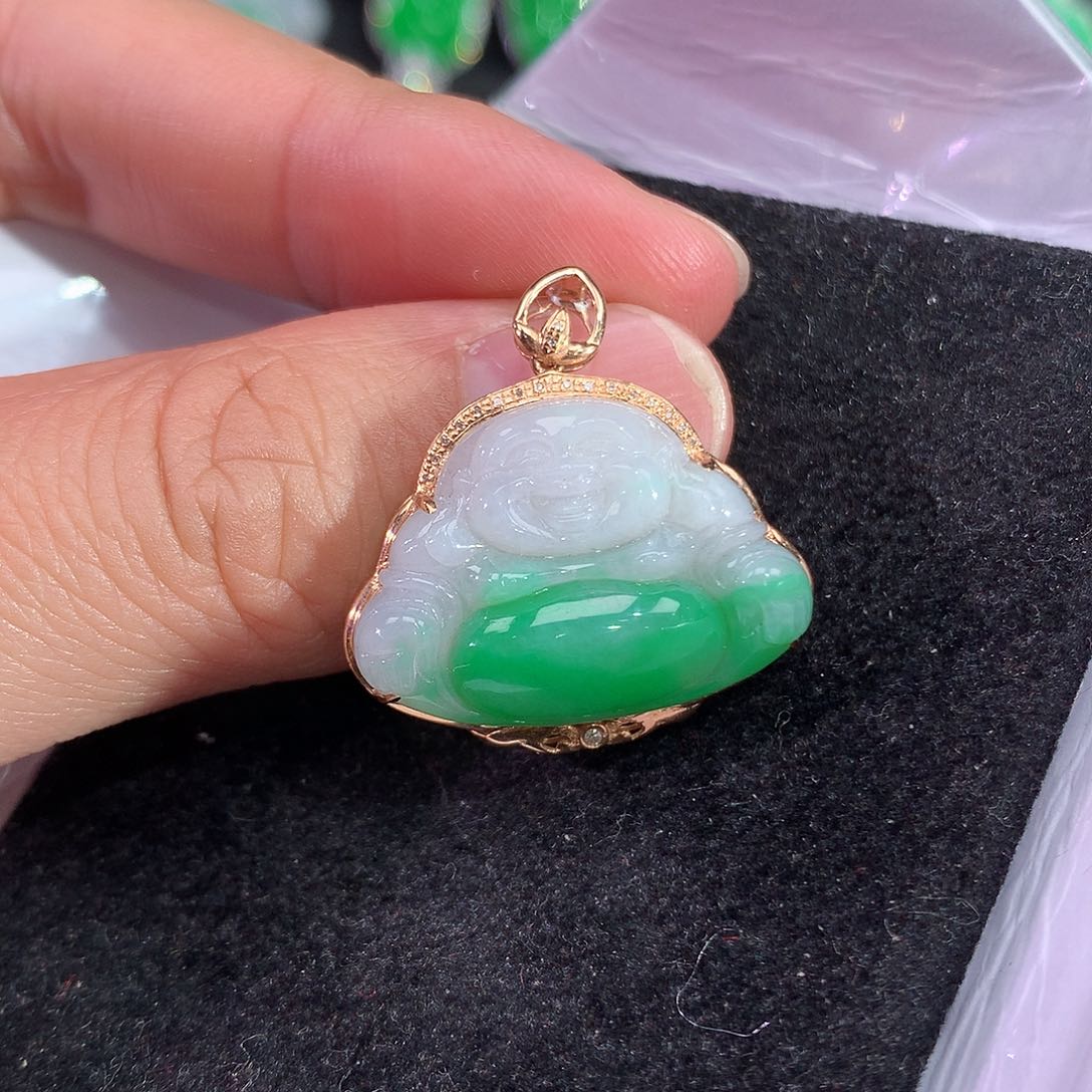 翡翠吊坠(不含链)18K金镶嵌