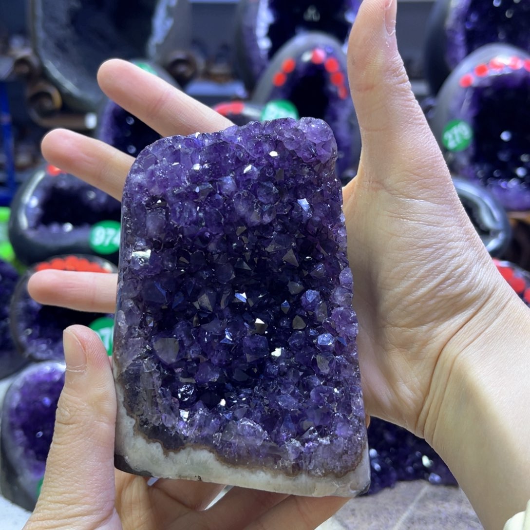 紫晶摆件未镶嵌紫水晶