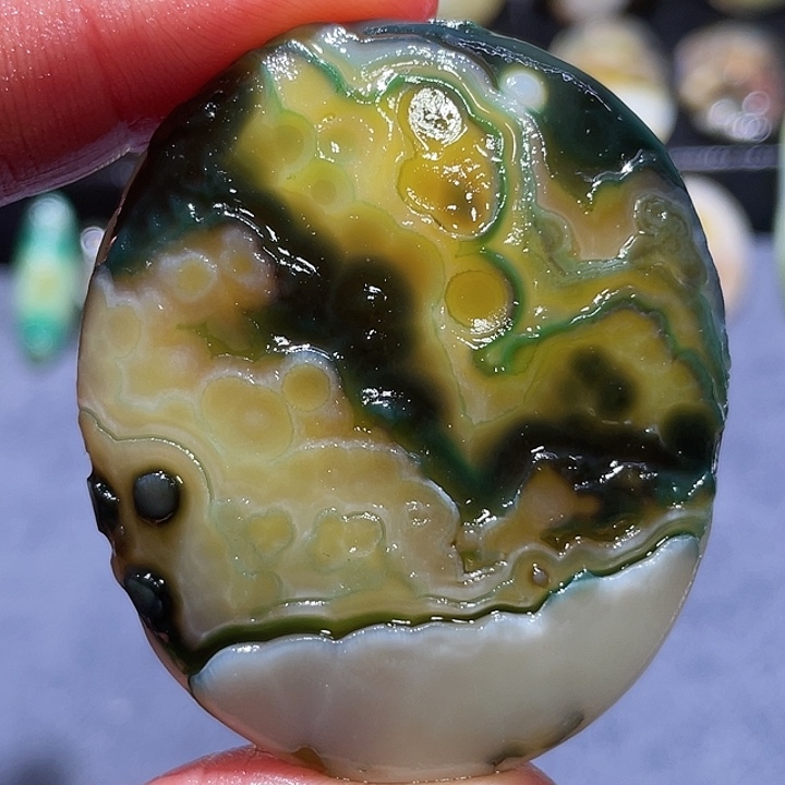 玛瑙/玉髓未镶嵌珠宝奇石