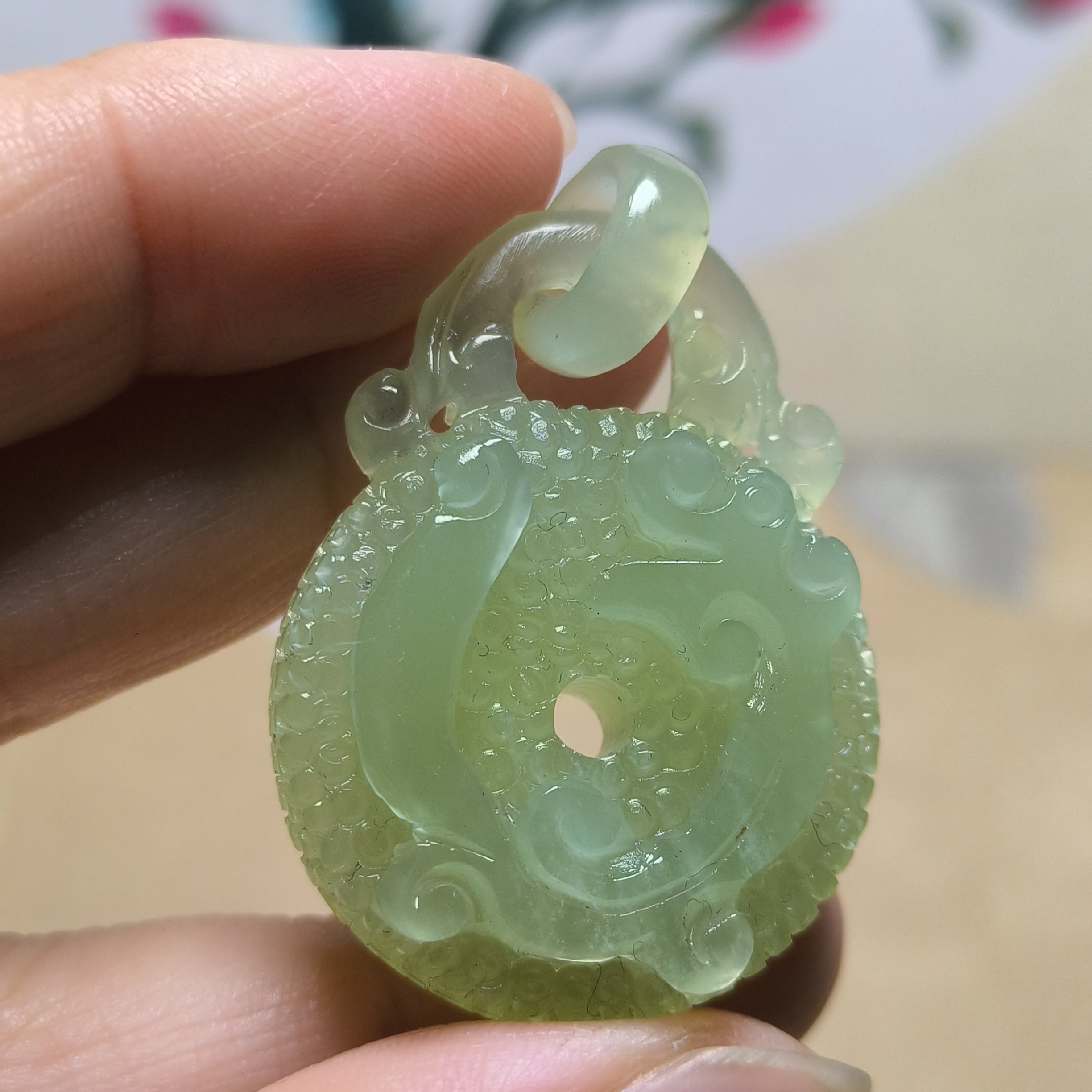 天然岫玉精品高冰手工镂空雕刻古法龙凤呈祥平安扣福锁