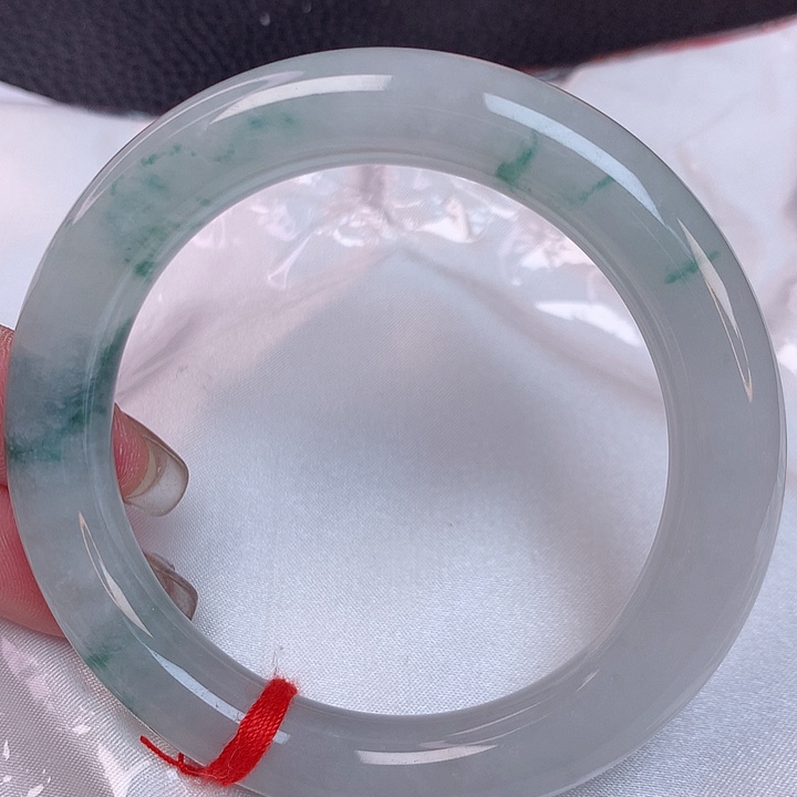 翡翠手镯未镶嵌54+ 翡翠手镯