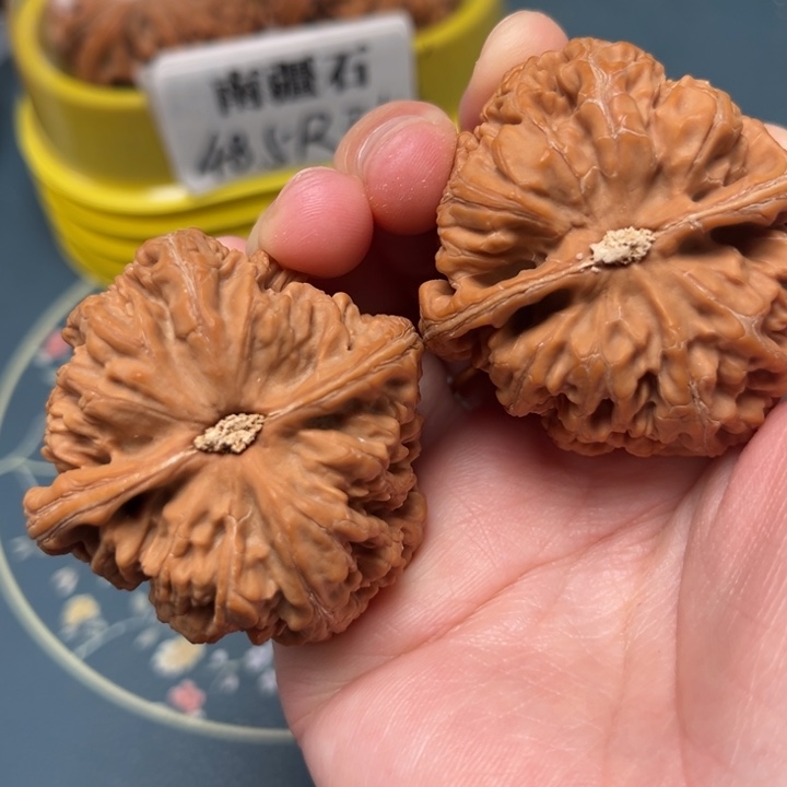 文玩核桃吊坠45-34107-05