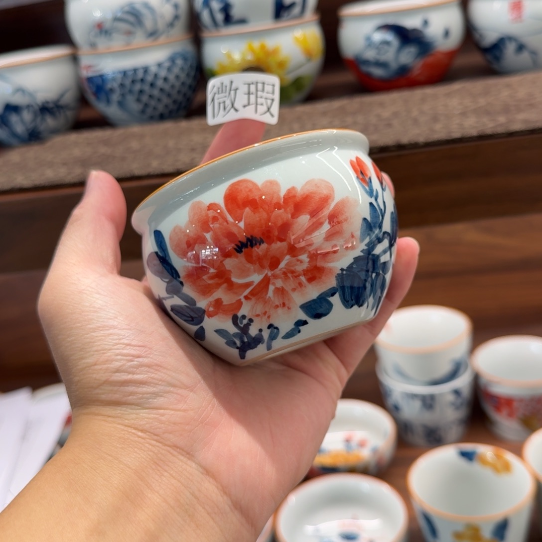 釉下手绘茶具微瑕