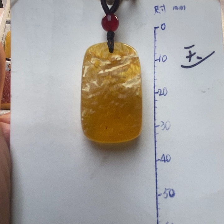 琥珀未镶嵌珠宝奇石