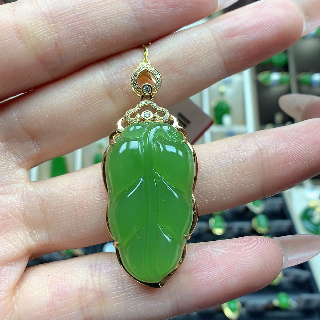 和田玉颈饰18K金镶嵌1730