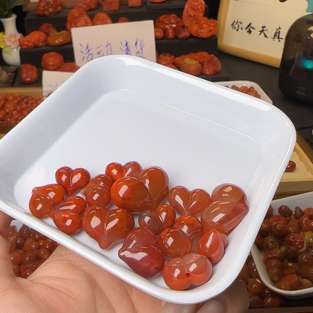 ****宝南红玛瑙未镶嵌吊坠(不含链)