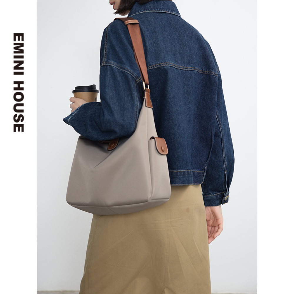 伊米妮新款时尚潮流休闲尼龙大容量口袋HOBO包百搭小众简约