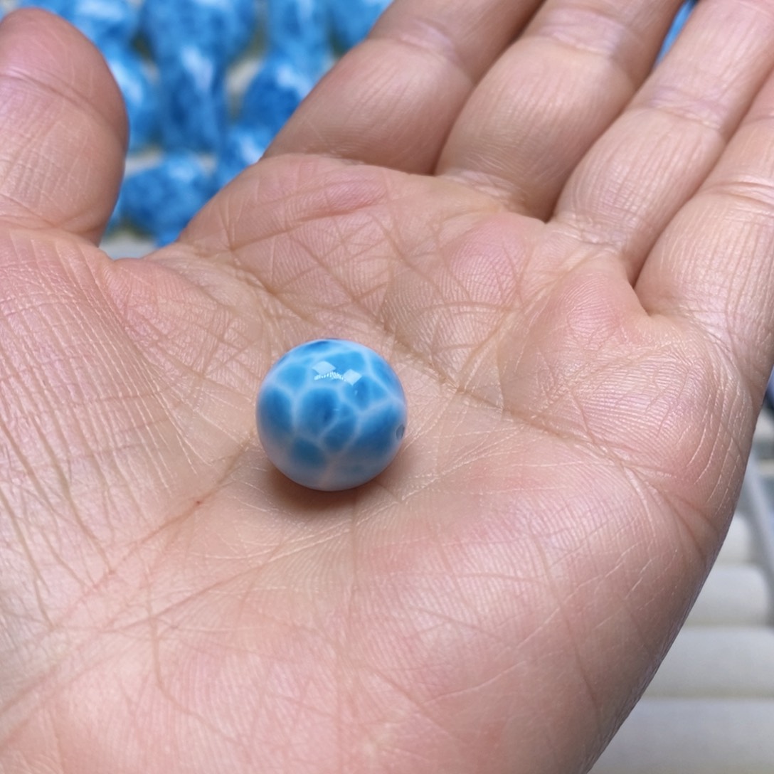 针钠钙石（海纹石）颈饰未镶嵌?****