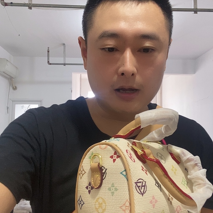 蚕丝驴皮（革）山羊皮（革）