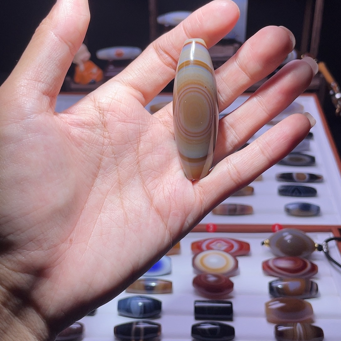 玛瑙/玉髓未镶嵌吊坠(赠链)