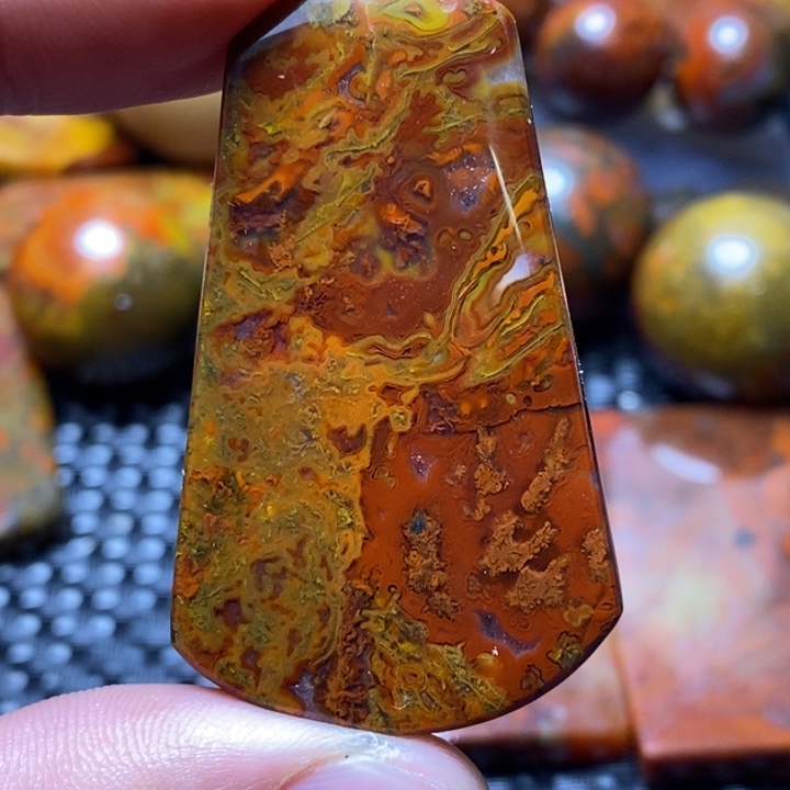 玛瑙/玉髓颈饰未镶嵌