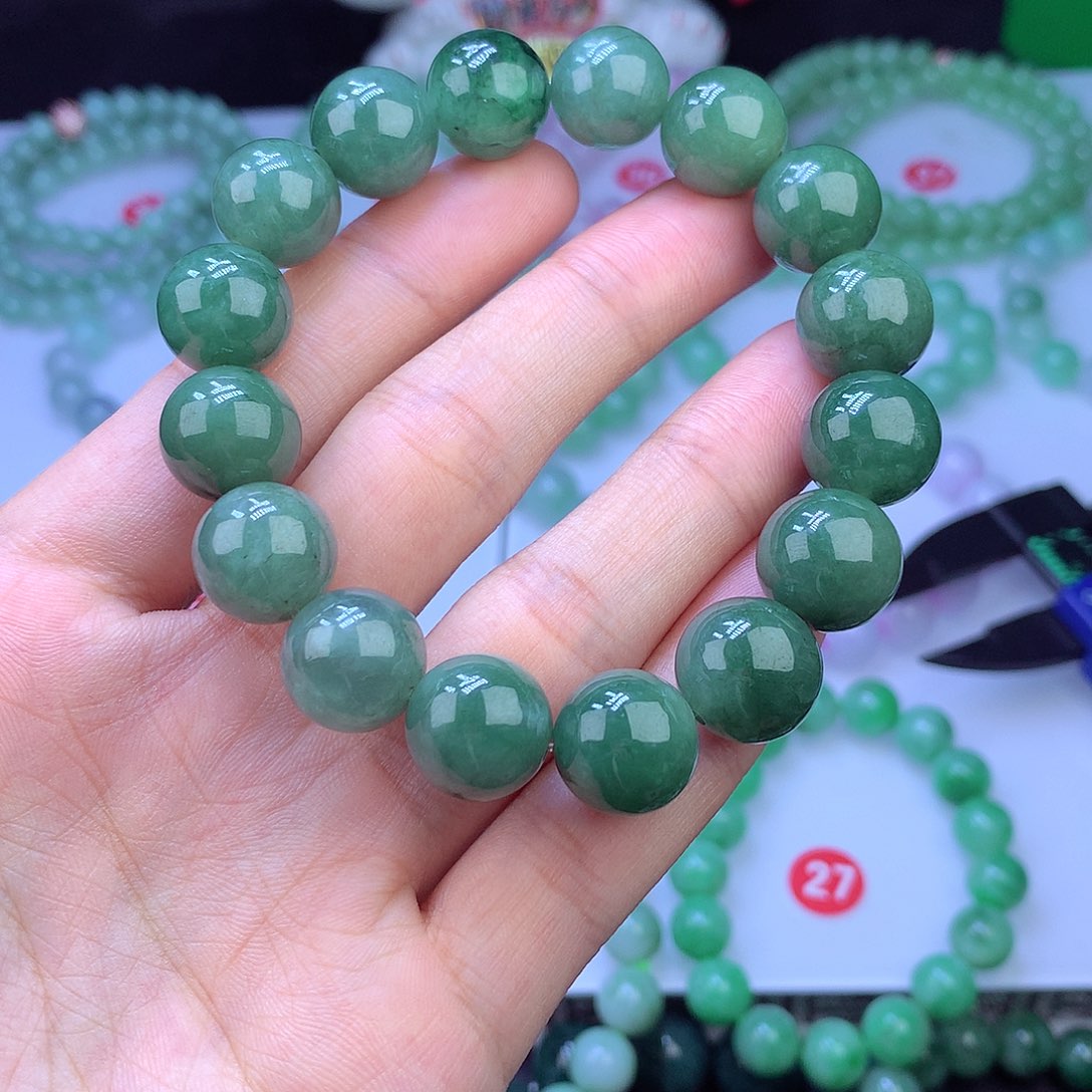 翡翠未镶嵌毛衣链