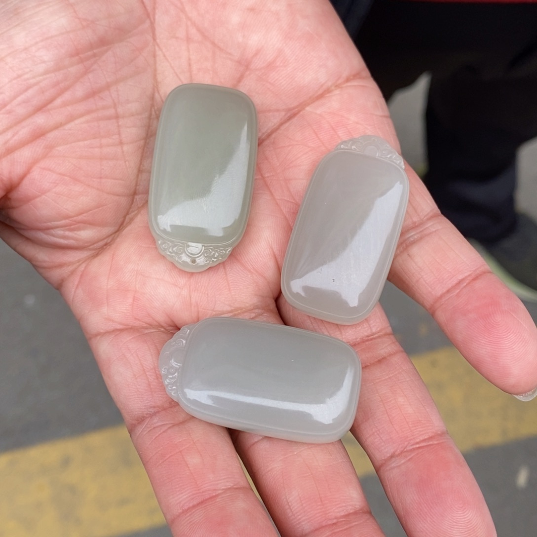 和田玉颈饰未镶嵌多样性发货 拍一发一