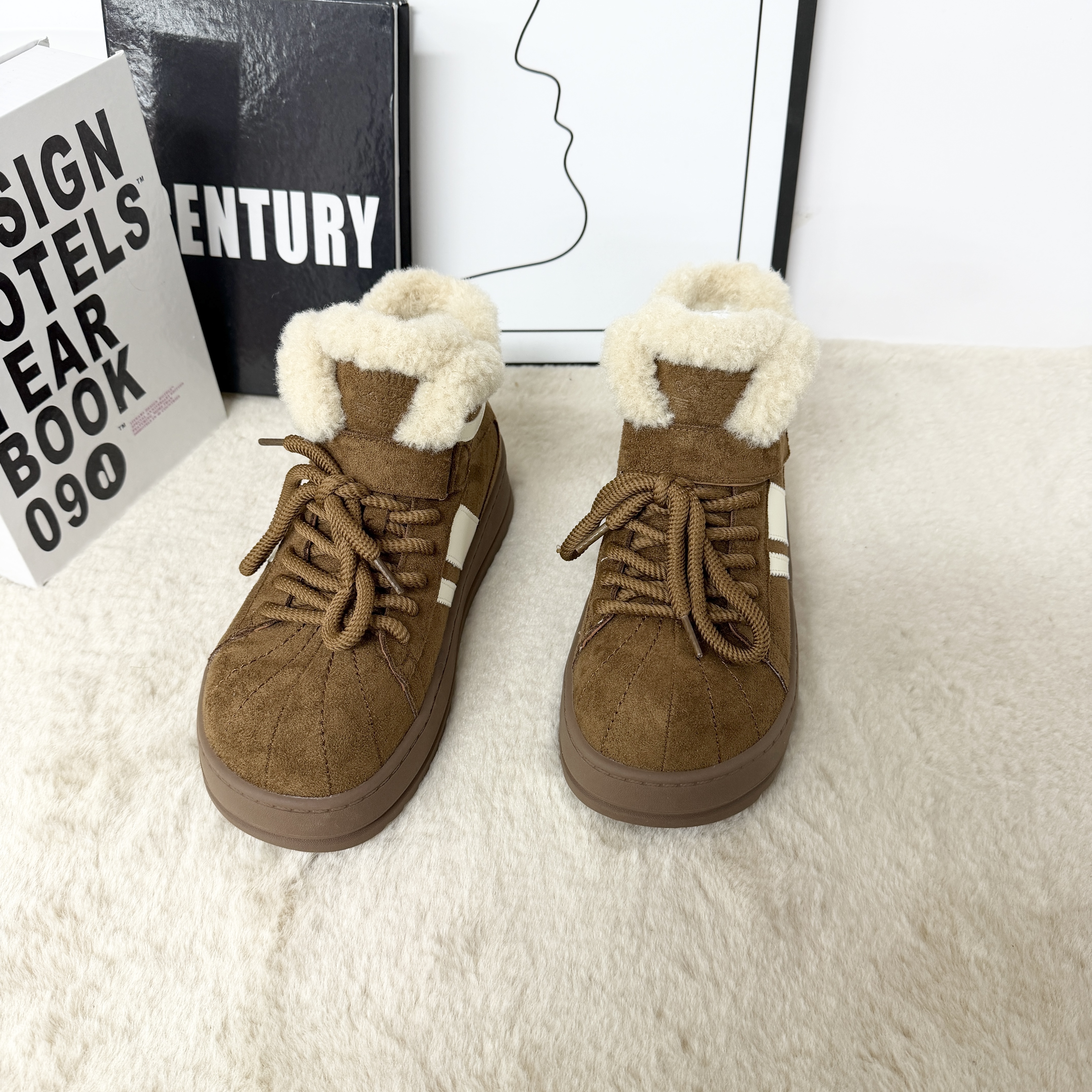 新款气质百搭潮流女士[大棉}休闲鞋/MYF/M635