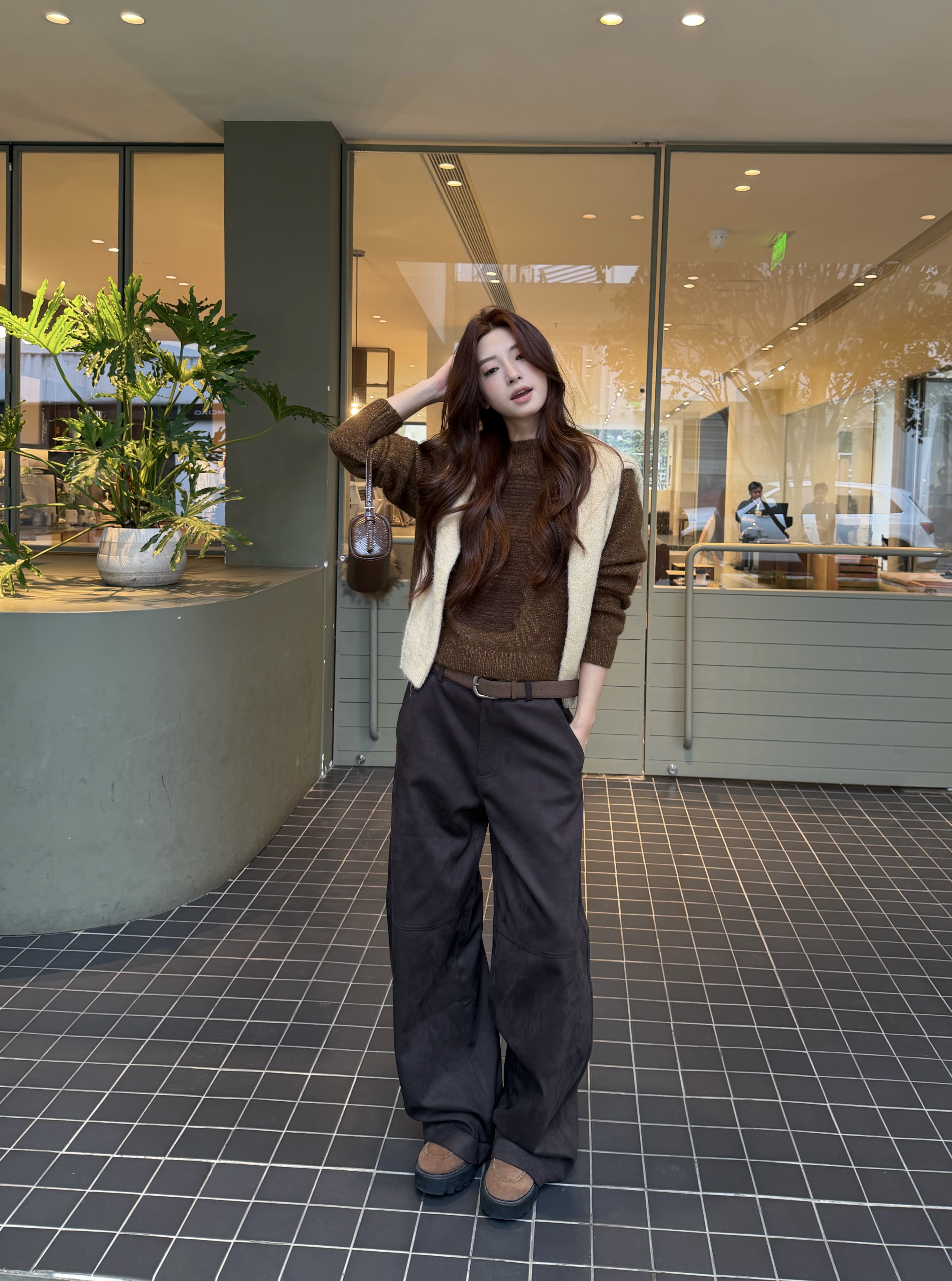 林小野‘Citywalk＇超好版型大口袋微弯刀休闲裤