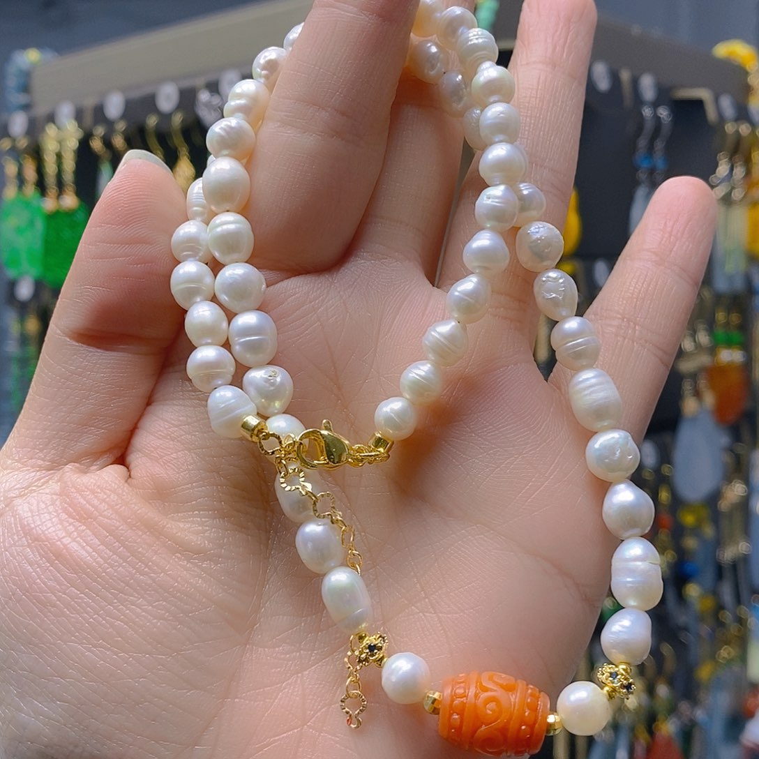 未镶嵌翡翠耳饰翡翠