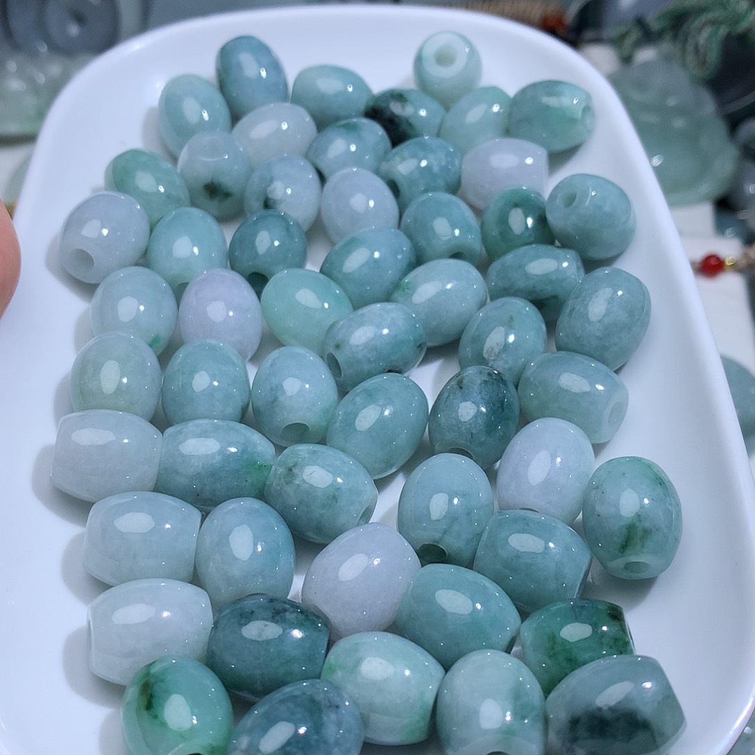 颈饰未镶嵌翡翠多样性发其一！