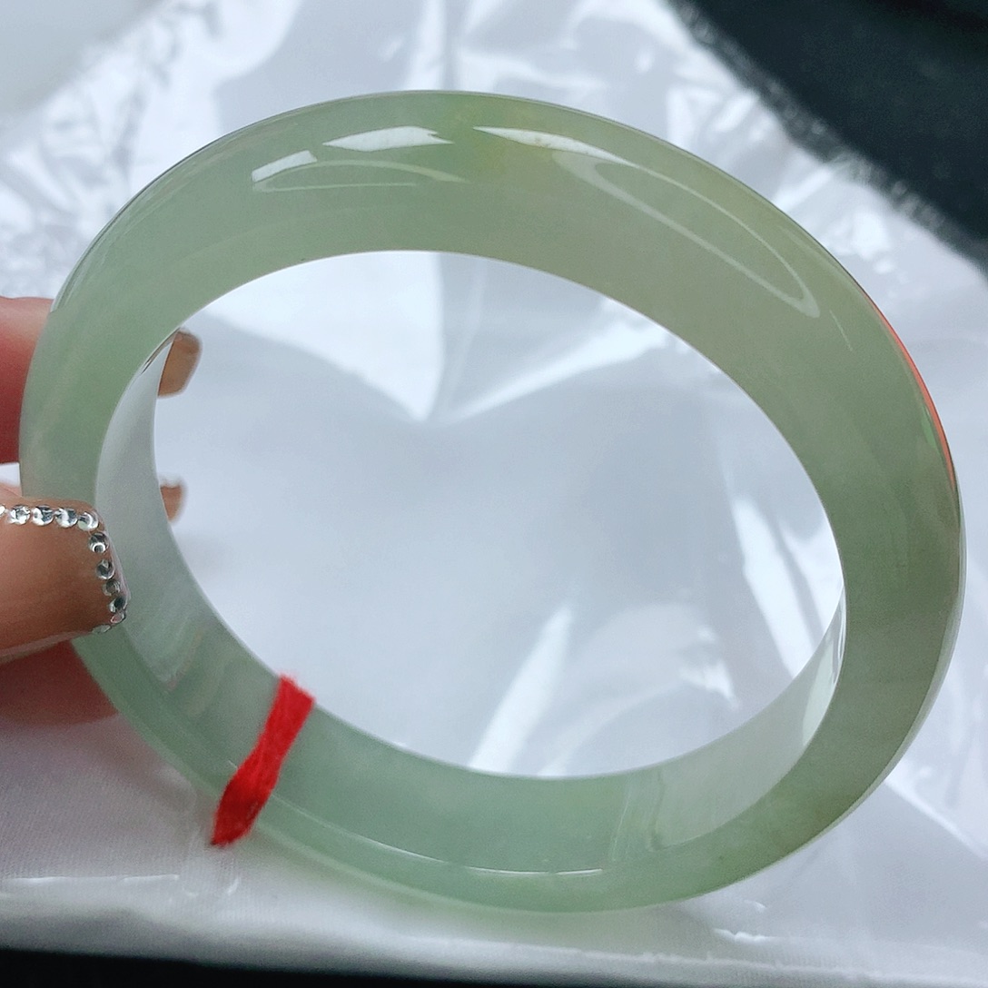 翡翠手镯未镶嵌缅甸天然A货翡翠