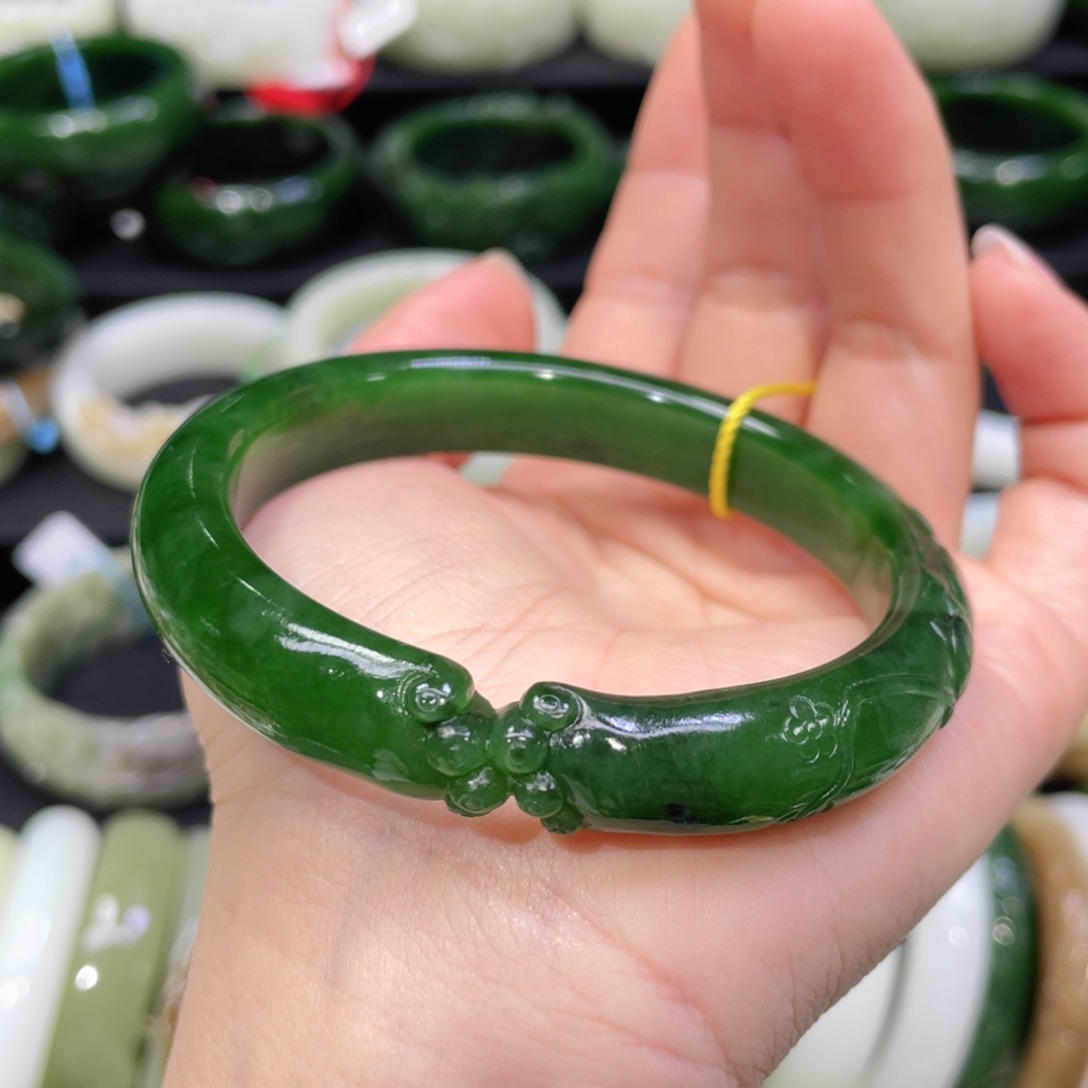 未镶嵌手镯和田玉33