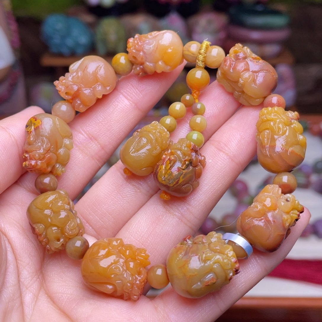 玛瑙/玉髓珠宝半成品未镶嵌盐源玛瑙包浆黄色貔貅手串