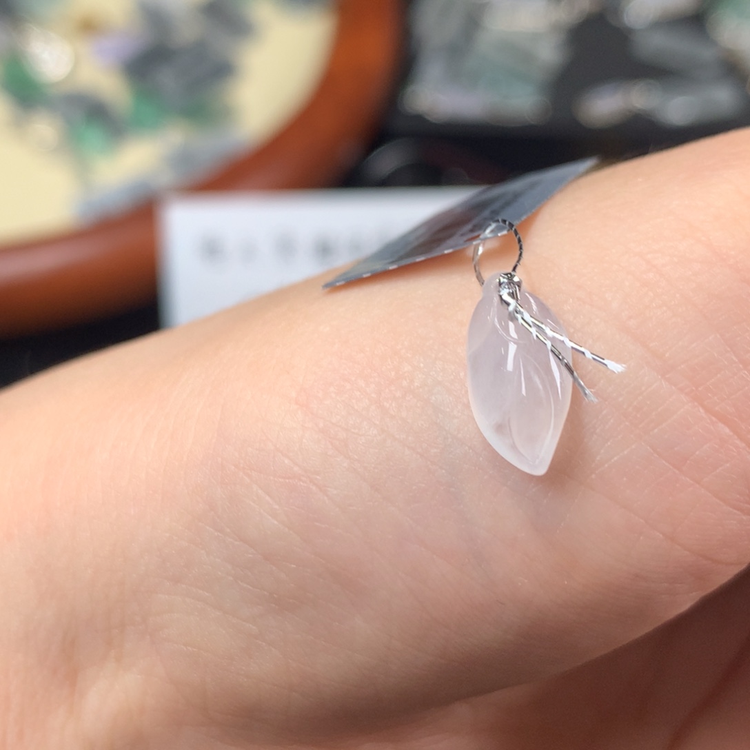 翡翠未镶嵌颈饰1111