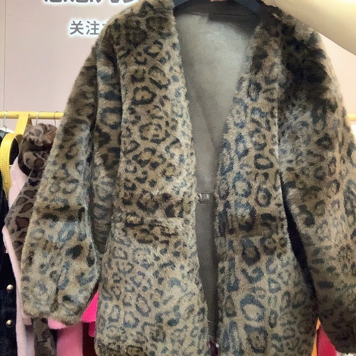 V领豹纹抽绳短外套