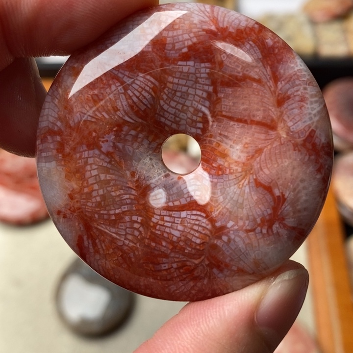 硅化玉颈饰未镶嵌王