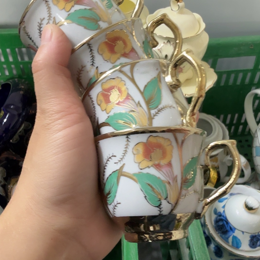 岁***淀陶瓷瑕疵…………………….