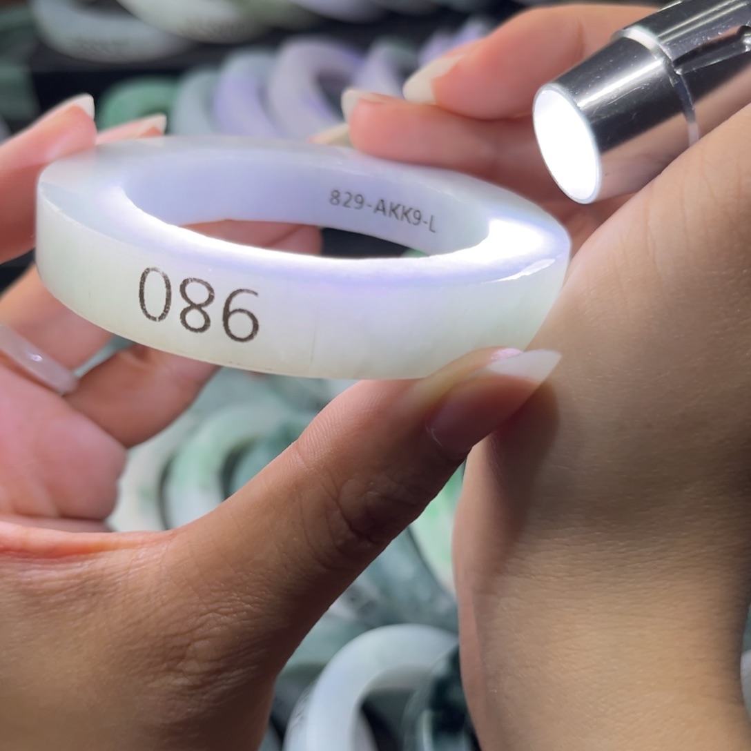 定制翡翠手镯未镶嵌