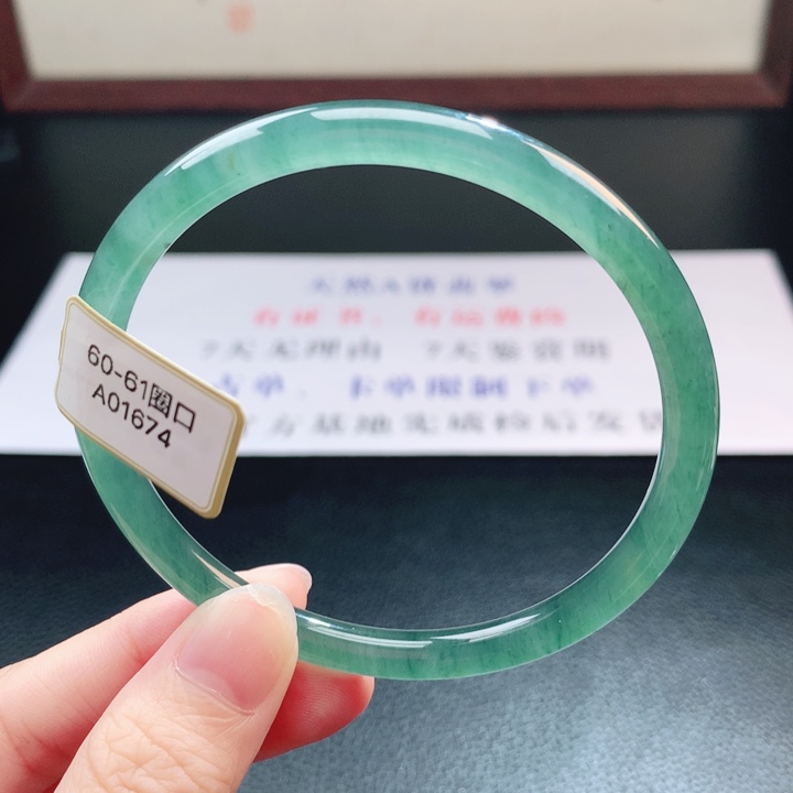 翡翠未镶嵌手镯翡翠手镯94
