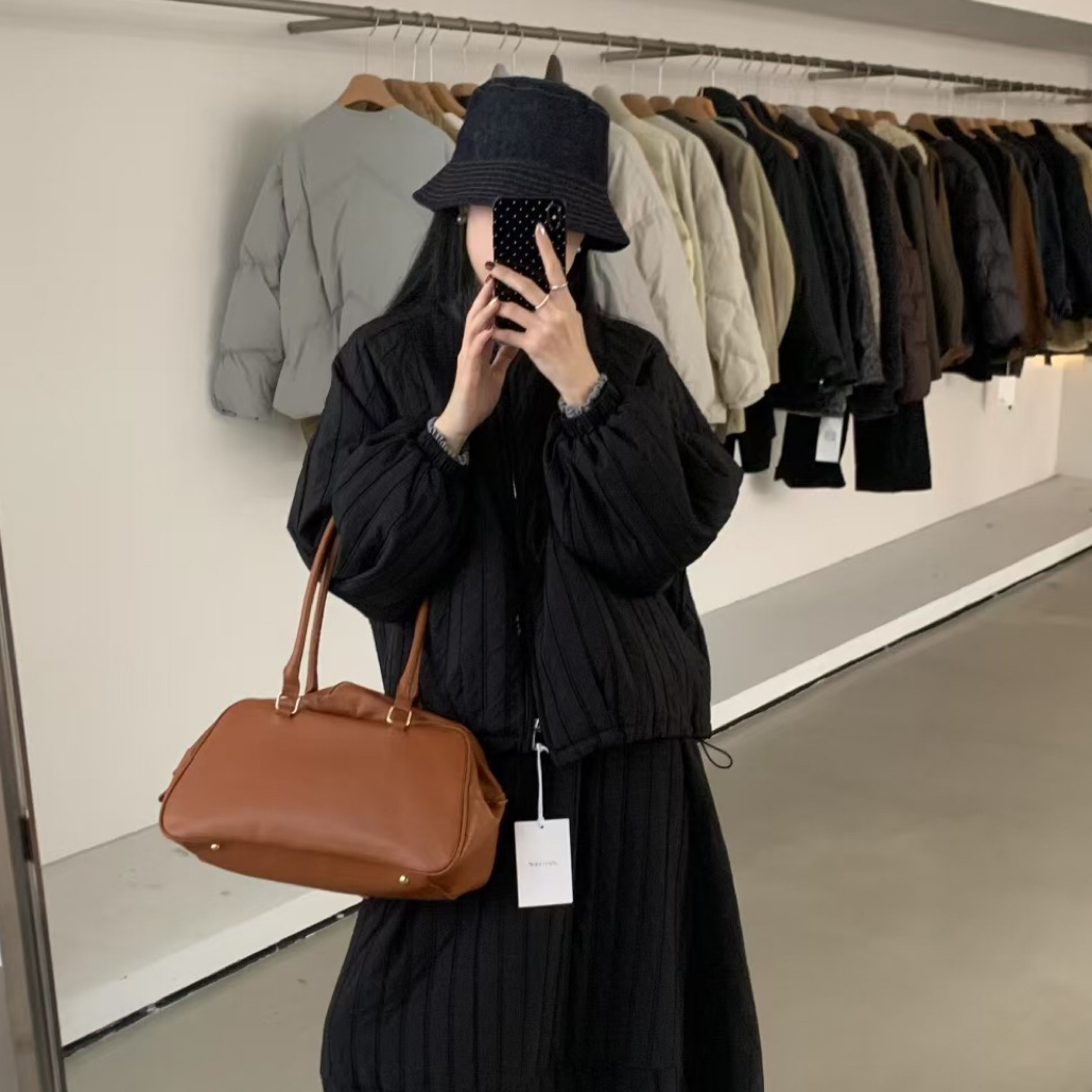 设计感小众简约外套女秋冬时尚保暖羽绒服