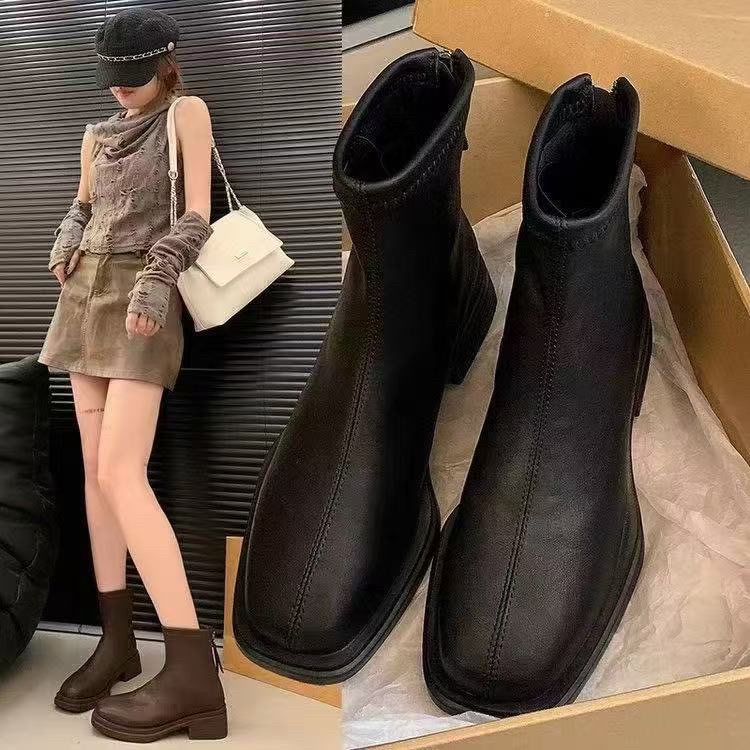 秋季新款极简风短靴805黑色方跟靴子春秋女靴靴子单靴