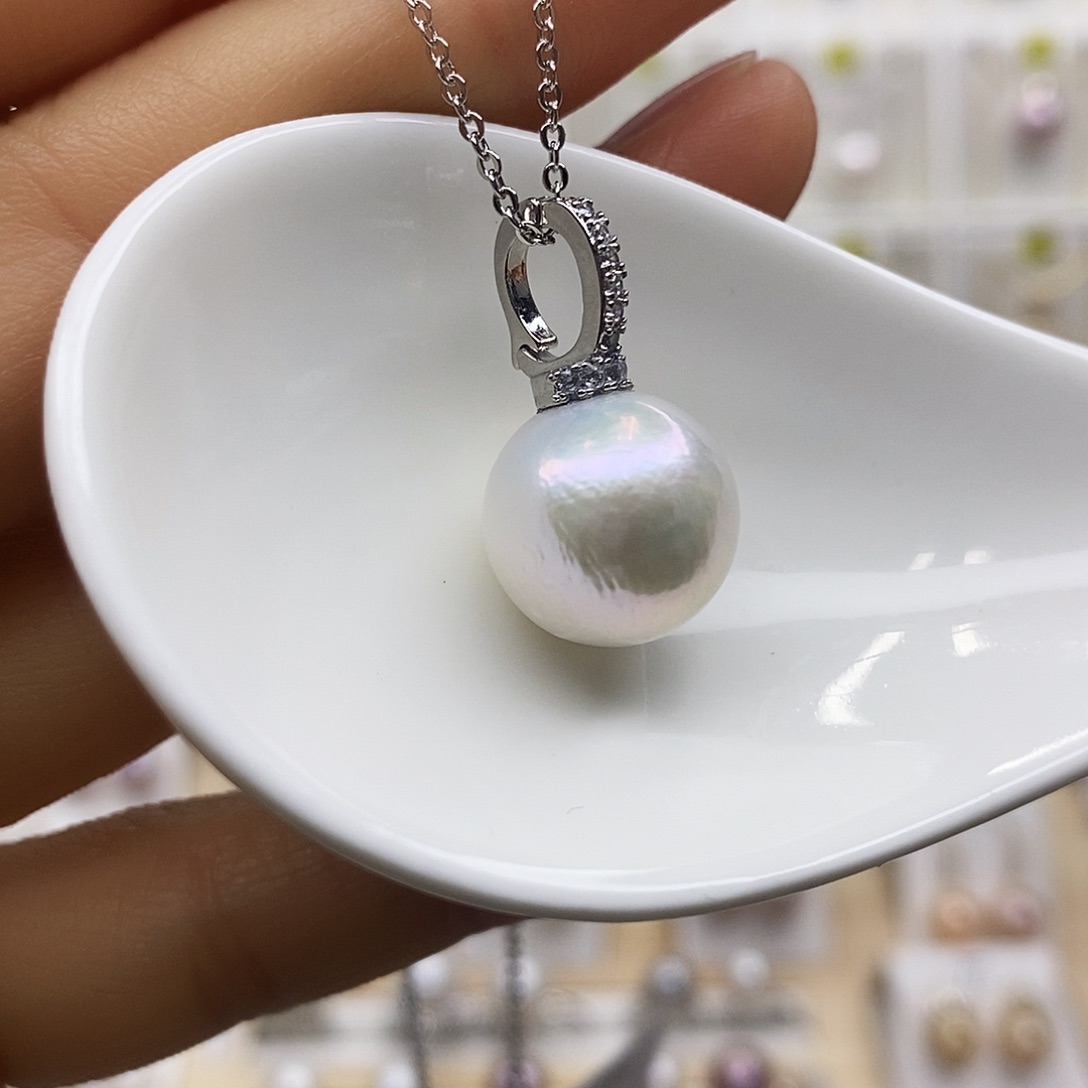 淡水珍珠颈饰合金